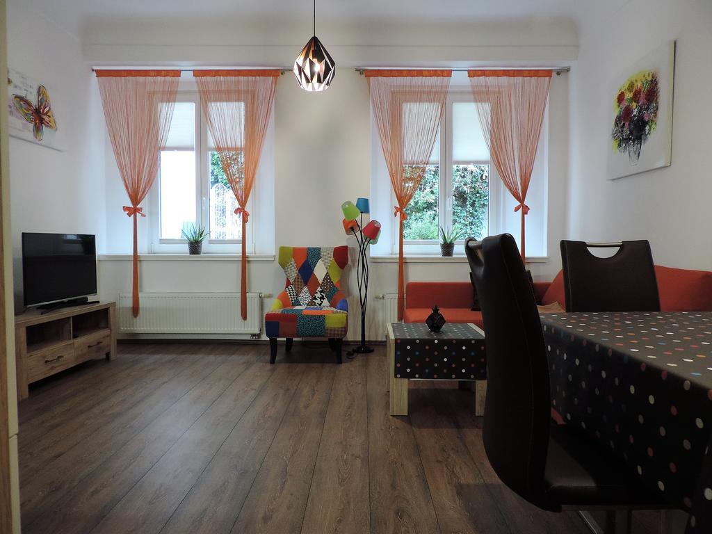 Apartment Tara Ljubljana Exteriör bild