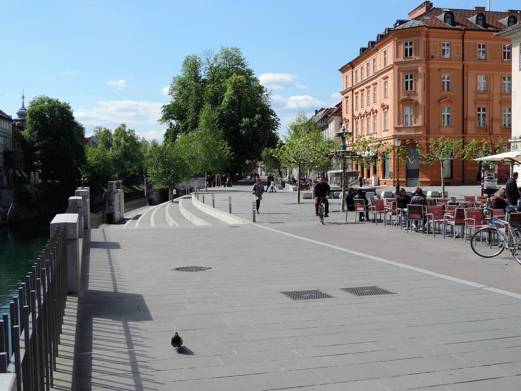 Apartment Tara Ljubljana Exteriör bild