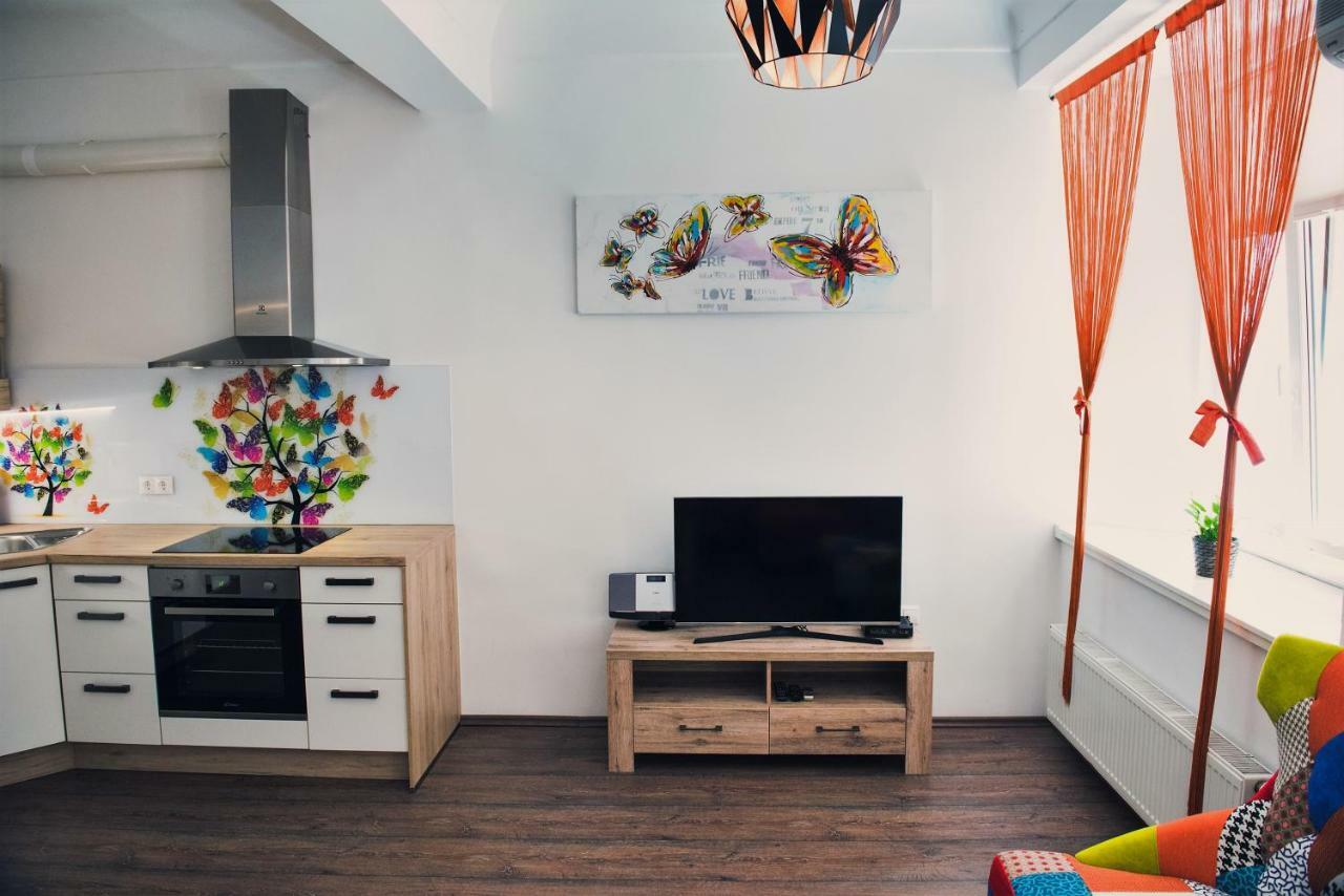 Apartment Tara Ljubljana Exteriör bild