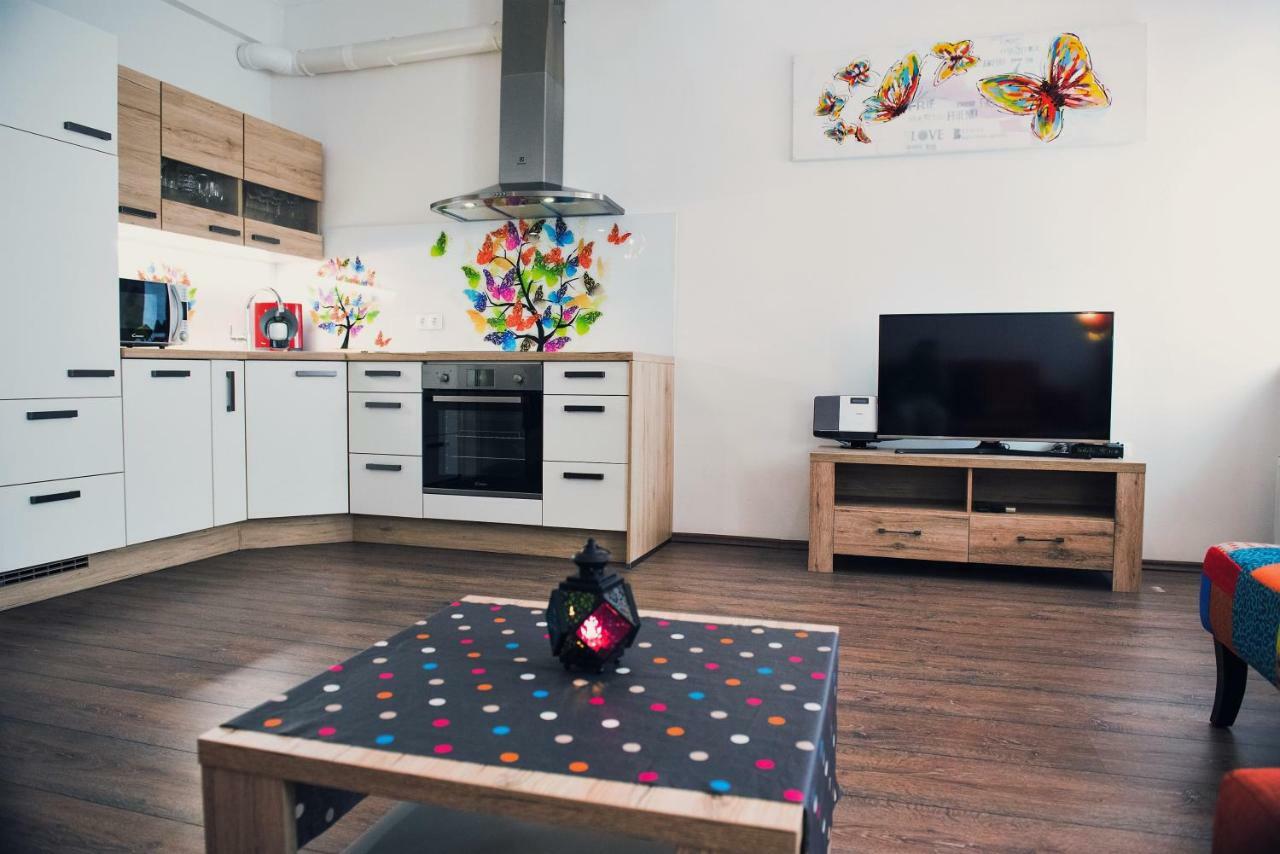 Apartment Tara Ljubljana Exteriör bild