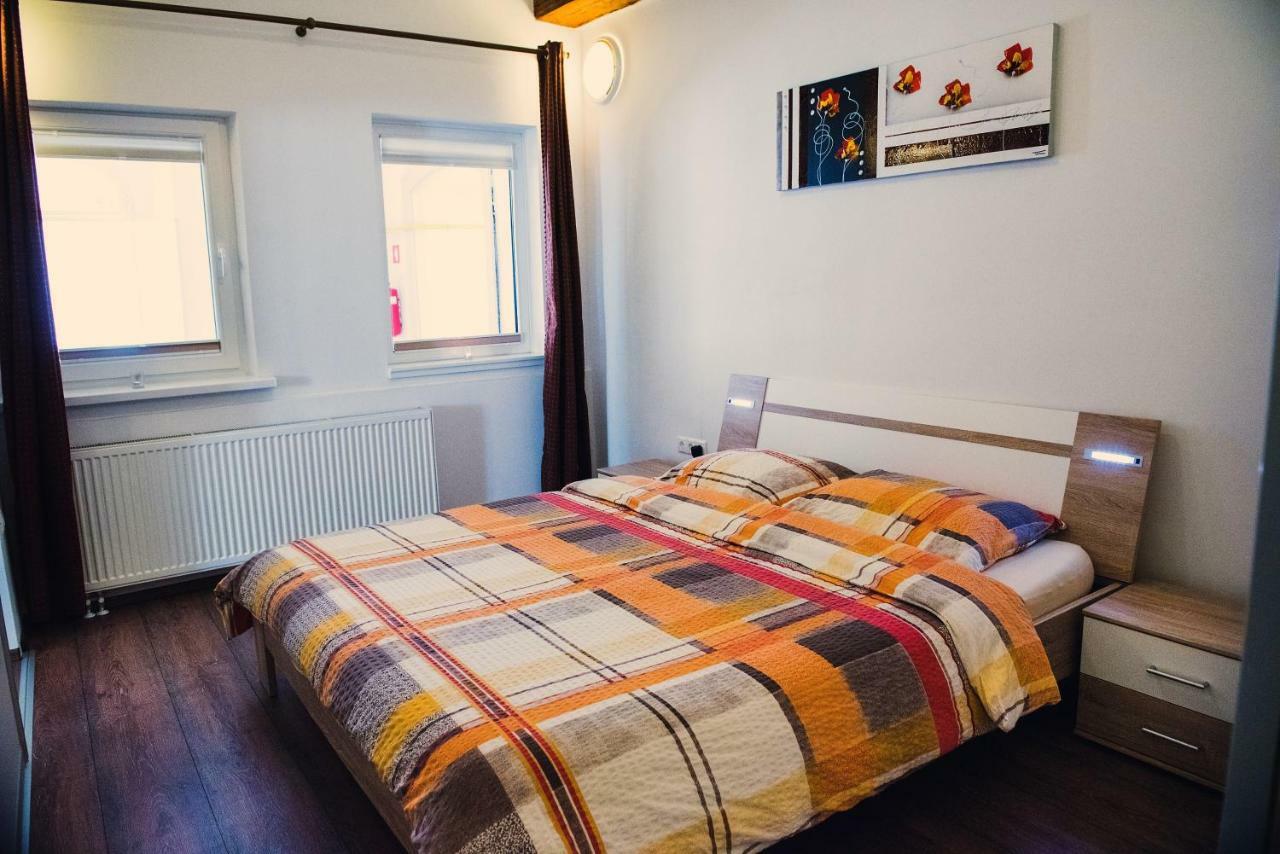 Apartment Tara Ljubljana Exteriör bild