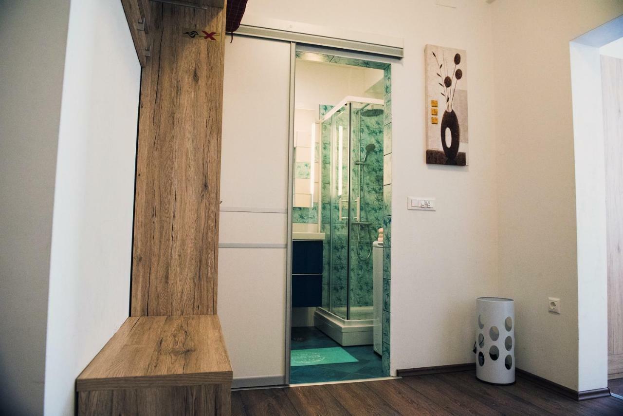 Apartment Tara Ljubljana Exteriör bild